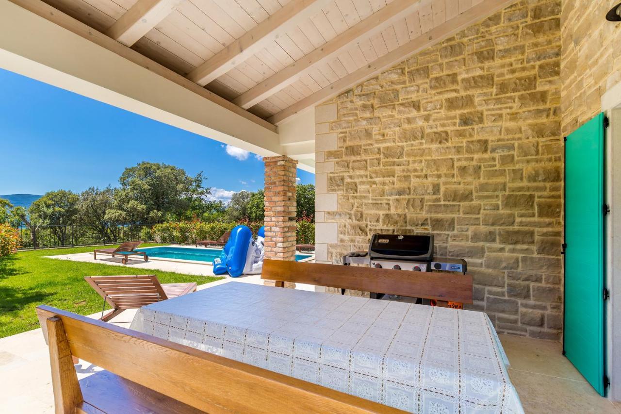 Holiday House Chiara Vrh  Екстериор снимка