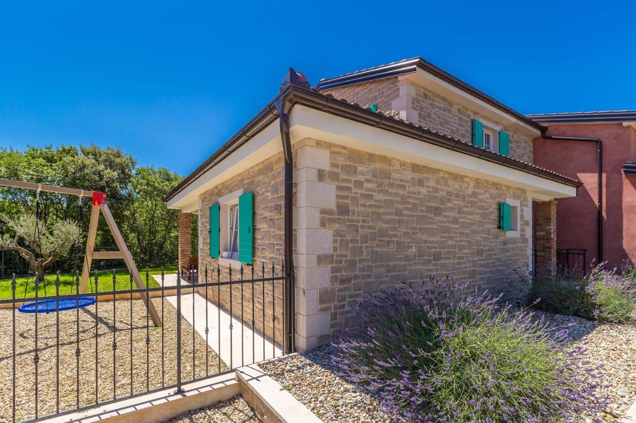 Holiday House Chiara Vrh  Екстериор снимка
