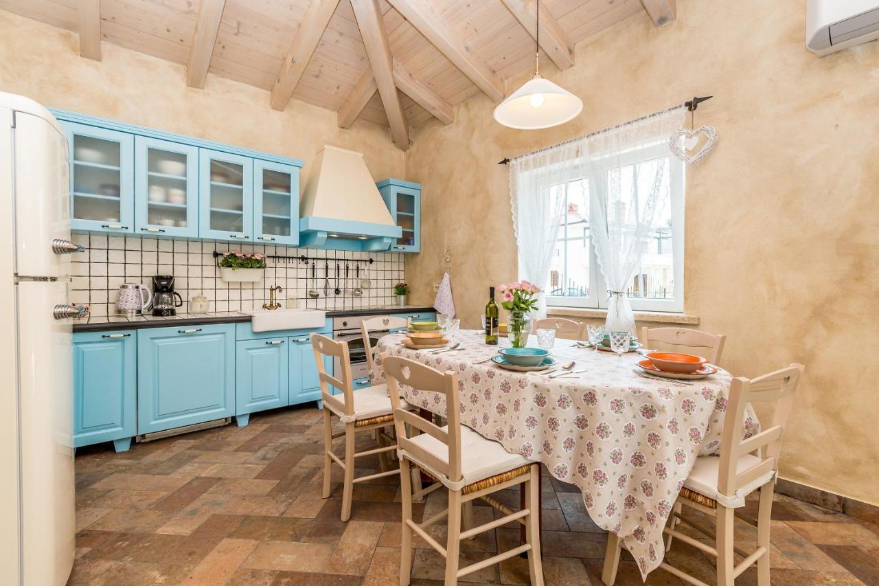 Holiday House Chiara Vrh  Екстериор снимка